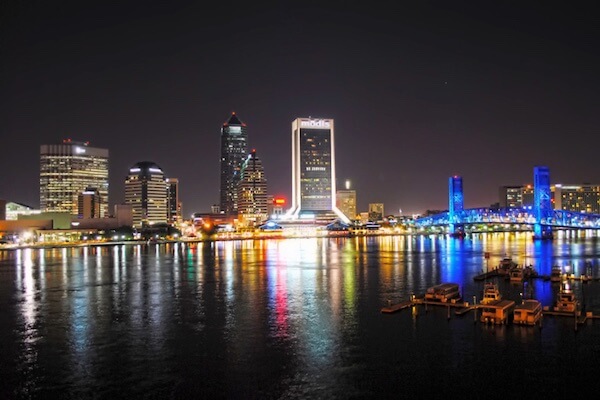 skyline-of-jacksonville-florida-at-night